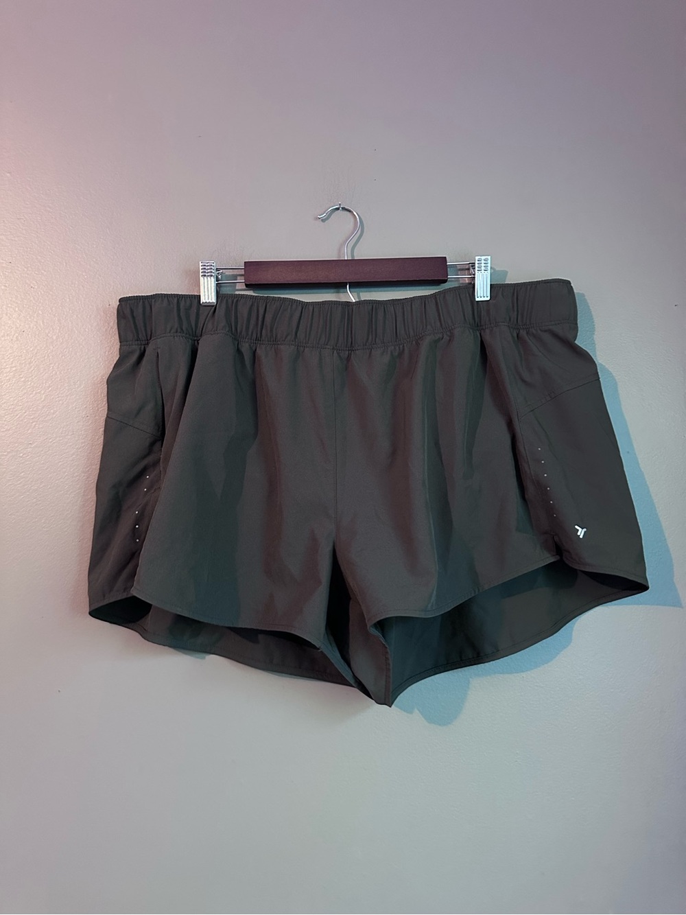 Old Navy Mid Rise Stretch Tech Run Shorts Size 2X